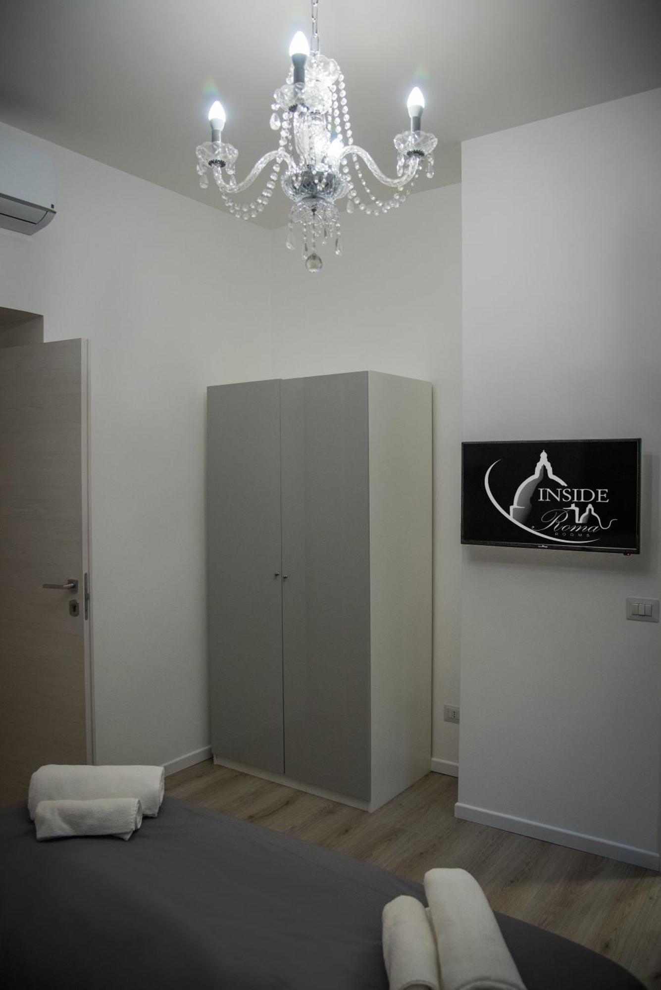 Inside Roma Rooms ภายนอก รูปภาพ