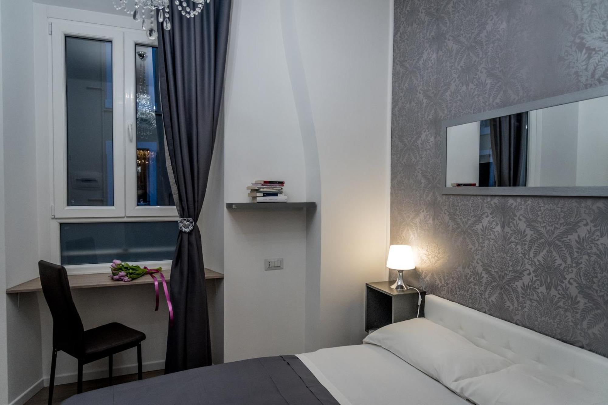 Inside Roma Rooms ภายนอก รูปภาพ